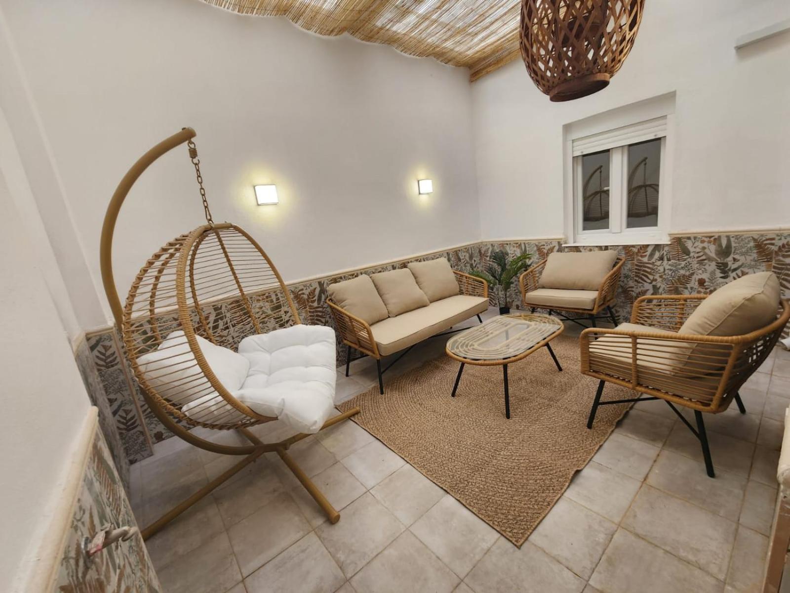 Virgen De Gracia Apartments Малага Экстерьер фото