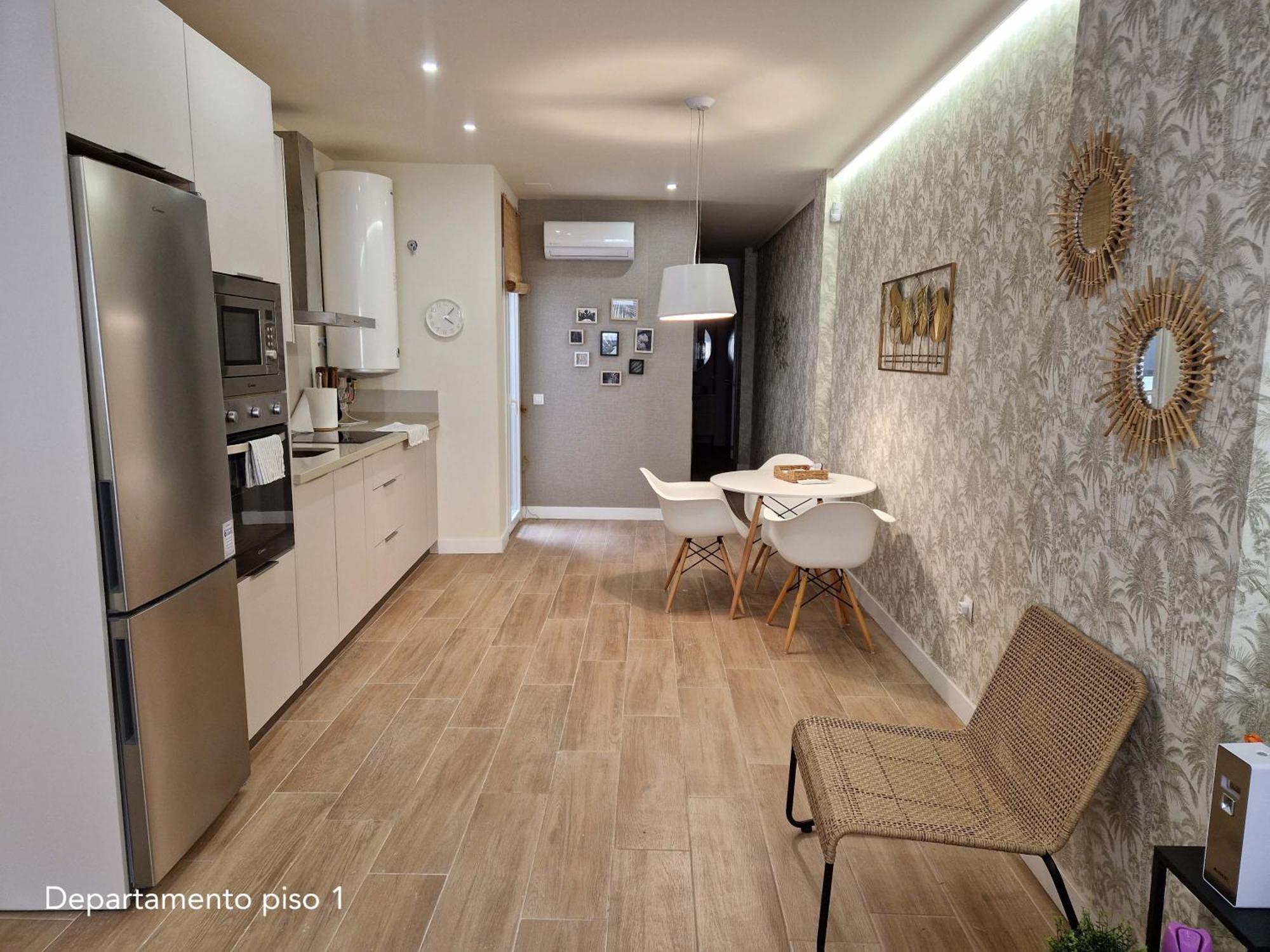 Virgen De Gracia Apartments Малага Экстерьер фото